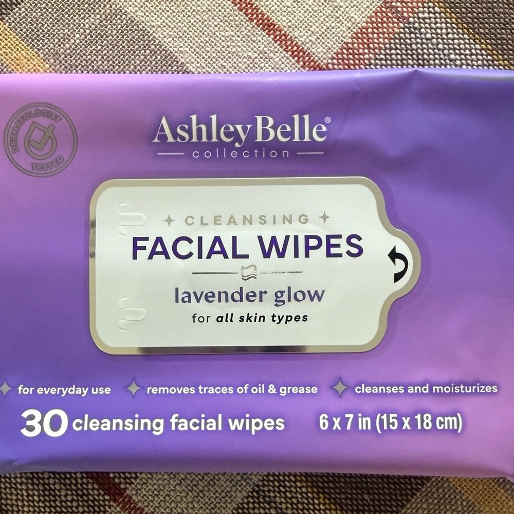 Ashley Belle Lavender Glow Cleansing Facial Wipes — (30 Count)